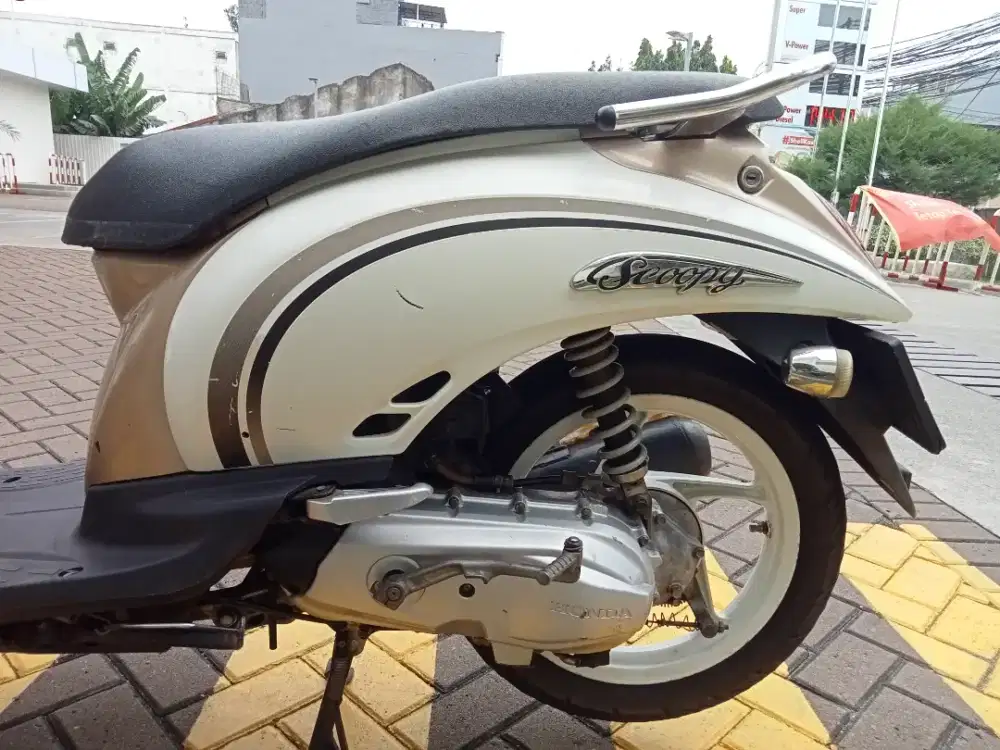 Jual Scoopy karbu