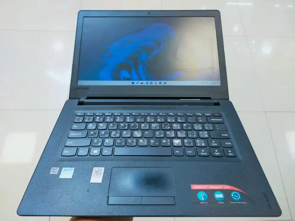 Dijual laptop Lenovo slim 14inch Ram 4GB SSD 128GB Win 11 siap pakai