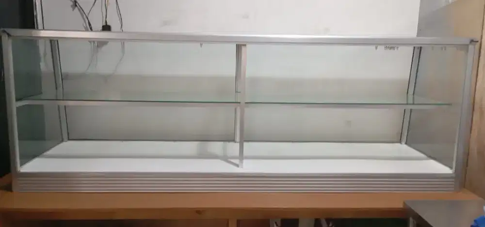 Rp.1.500.000 Etalase bekas jual sayur matang kond.pakai 1bln msh mulus