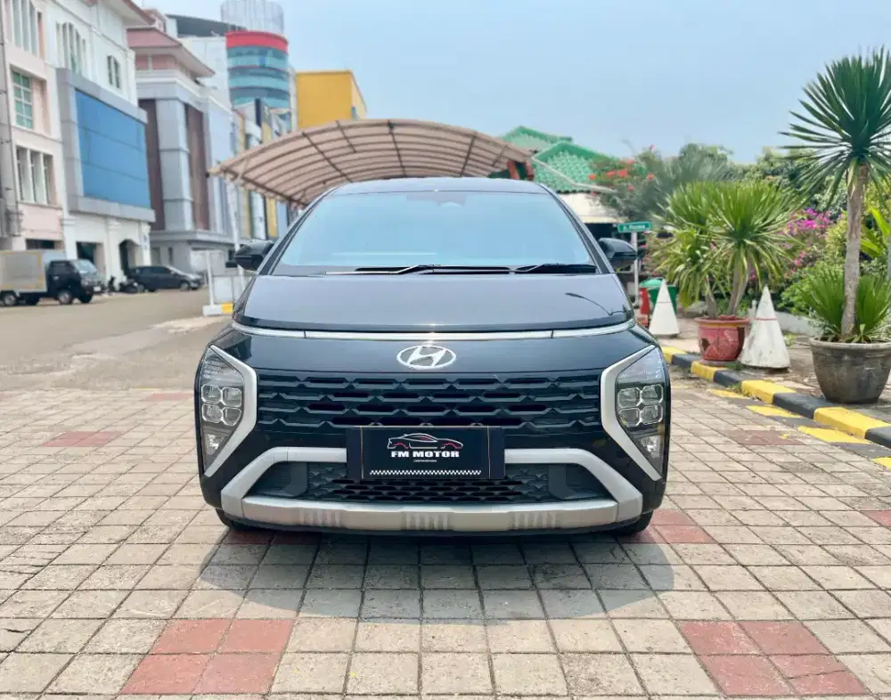 Hyundai Stargazer Prime Captain Seat 2022 AT 1.5, Km 30Ribu