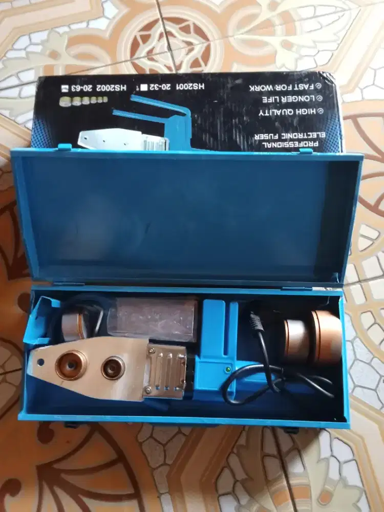 Mesin amplas dan pemanas pipa