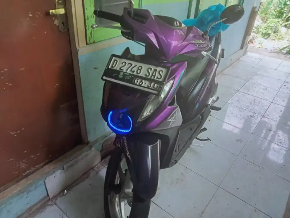 Honda beat tahun 2015