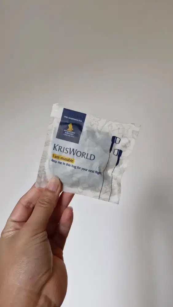 Headset Singapore Airlines