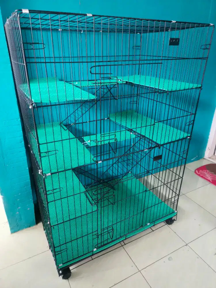Kandang kucing tingkat 4 XXL 90x60x130 PxLxT
Big size like new