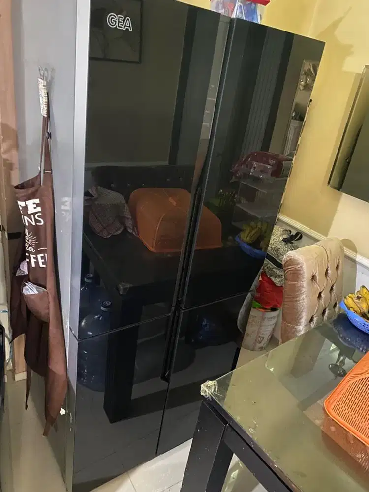 Kulkas GEA 4 pintu Besar tipe G4D-404