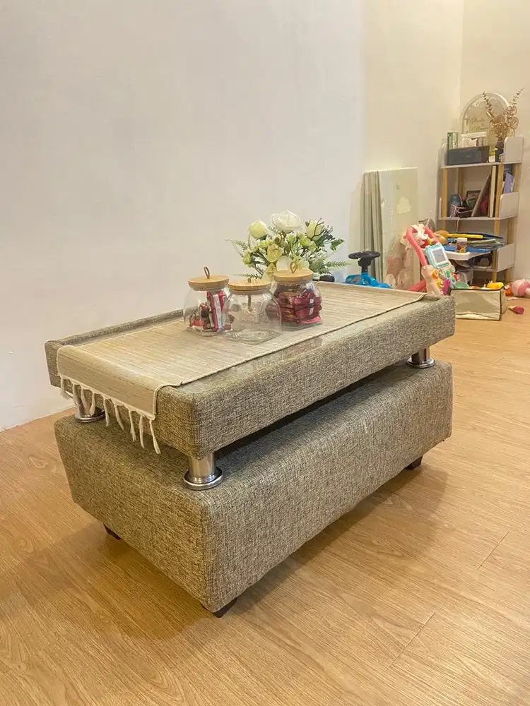 Meja sofa ruang tamu minimalis