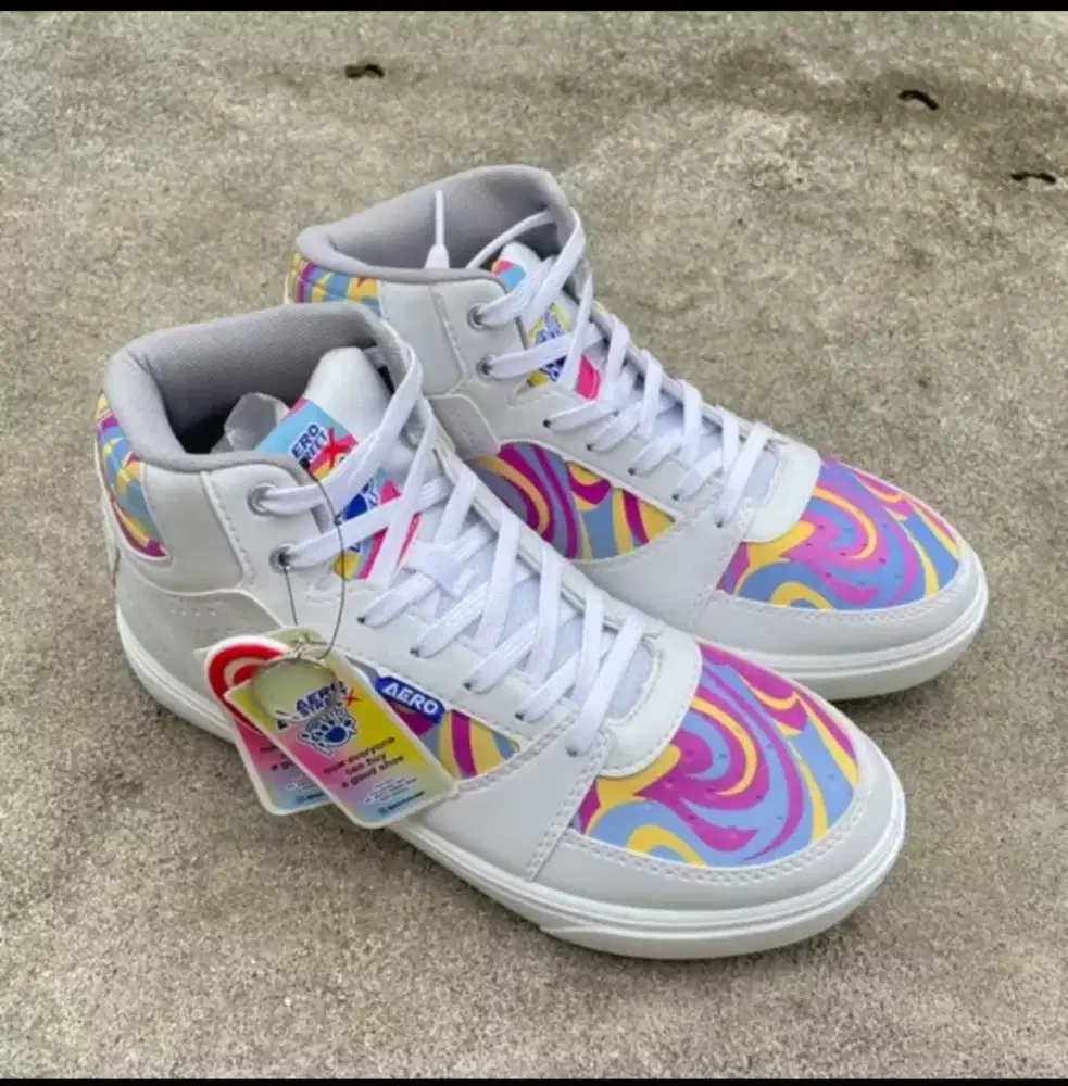 Sepatu aerostreet x paddle pop