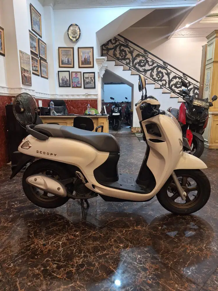 HUB KIKI DP 2 JT NEW SCOOPY PRESTIGE THN 2O25 KTP DAERAH BISA KREDIT