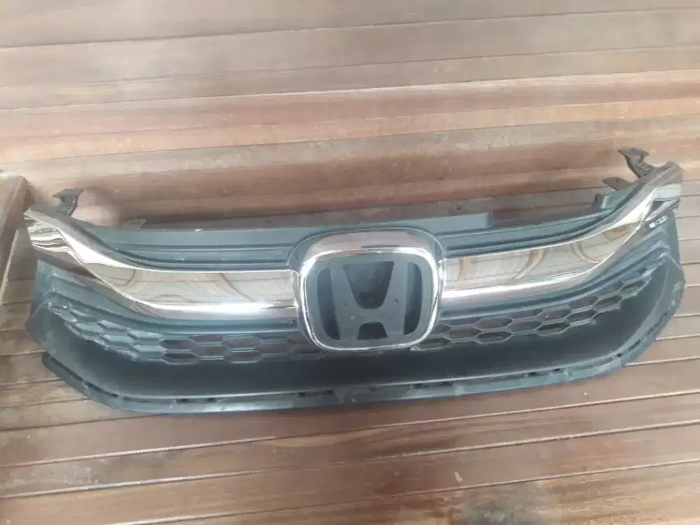 Grill depan brio 2018 up