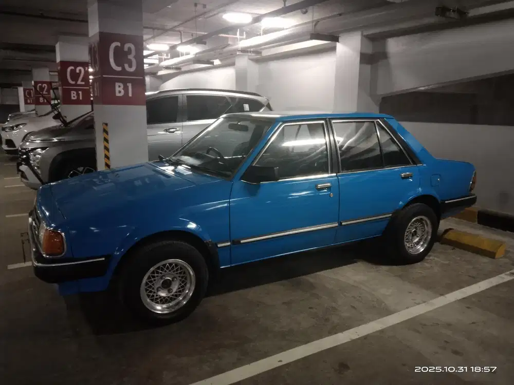 Ford laser 1984 Bensin
