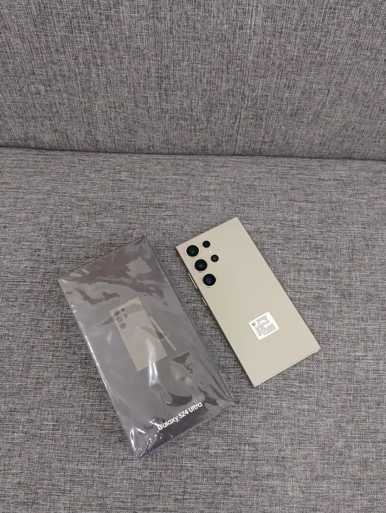 Samsung S24 ultra 12/256gb