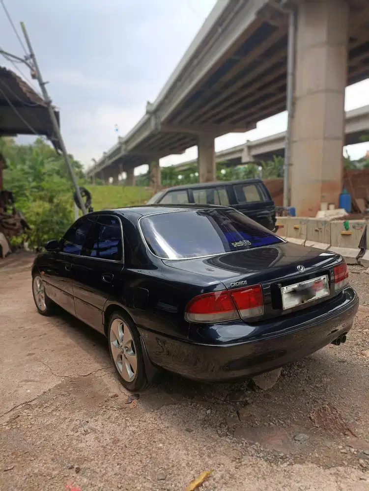 Mazda Cronos 1997 Bensin