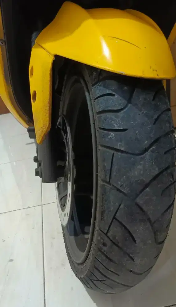 Ban Motor Tubeless 110/70-13 Tanpa Tambalan