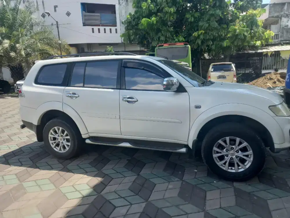 Jual Mobil Pajero Sport 2014
