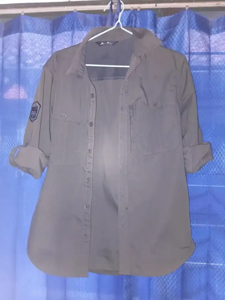 Kameja Eiger edisi Borneo lengan panjang