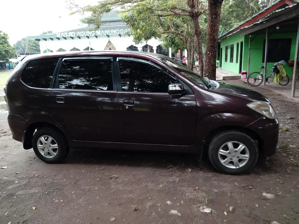 Daihatsu Xenia 2008 Bensin