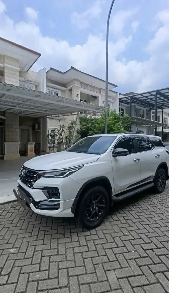 Toyota Fortuner 2023 Diesel