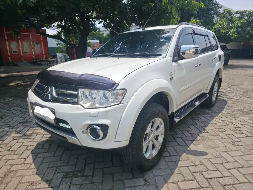 Dijual Mitsubishi Pajero Sport Dakar (4x2) AT 2013
