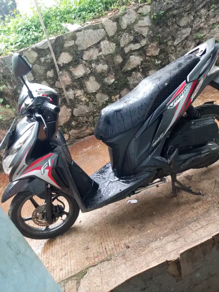 Vario 125 kzr body mesin full orisinil siap pakai