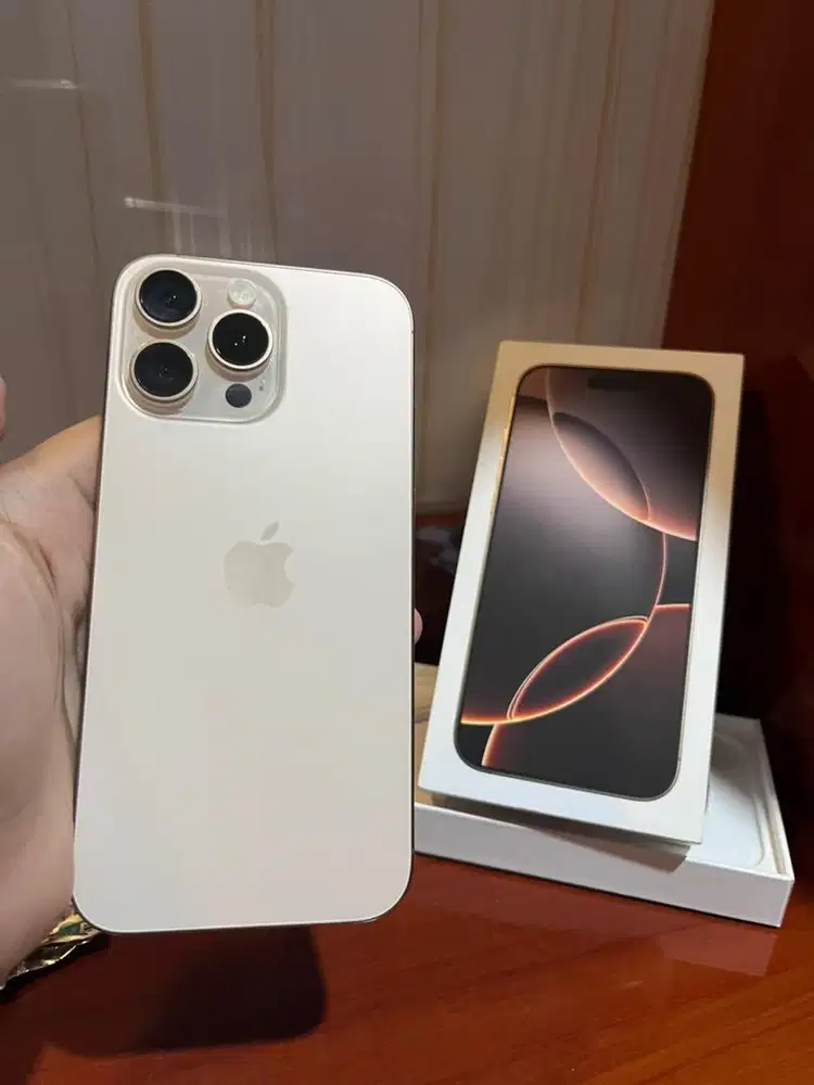 iPhone 16 Pro Max 256Gb Desert Titanium