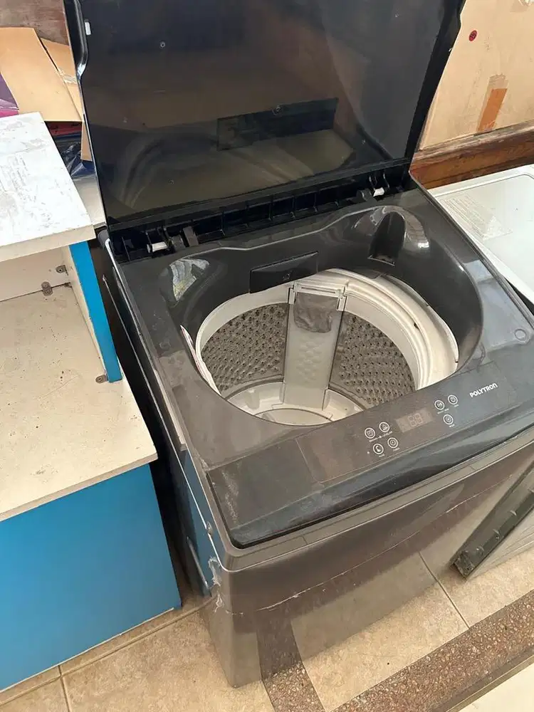 Mesin cuci Polytron top loading ukuran 10kg ada 2 unit