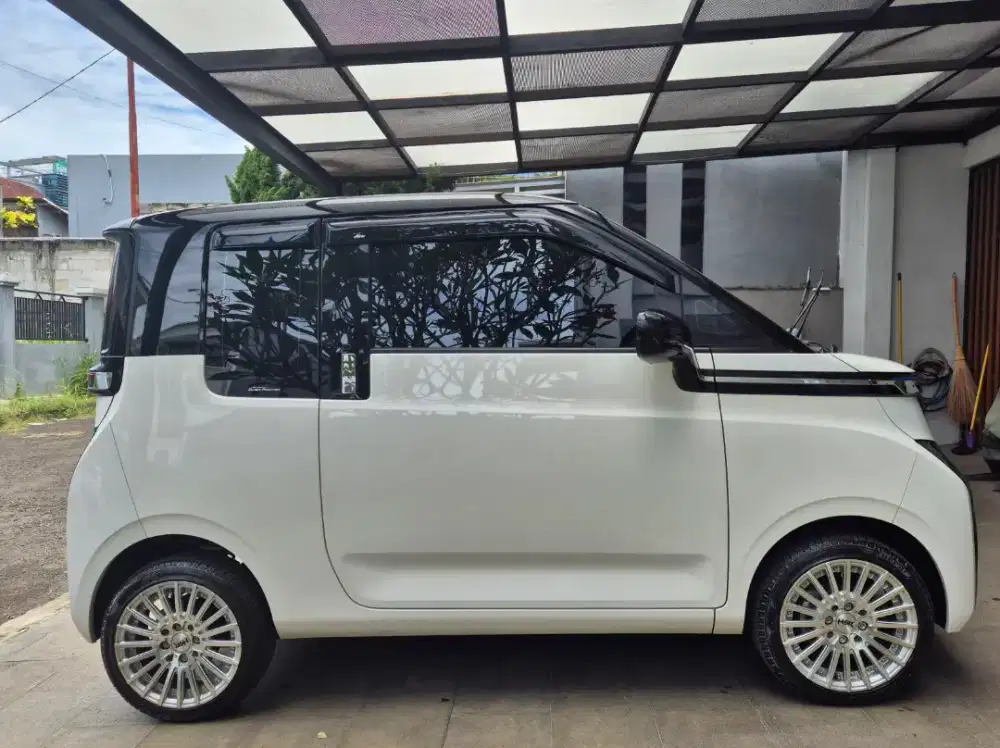 Wuling Air EV Long Range 2023 Putih
