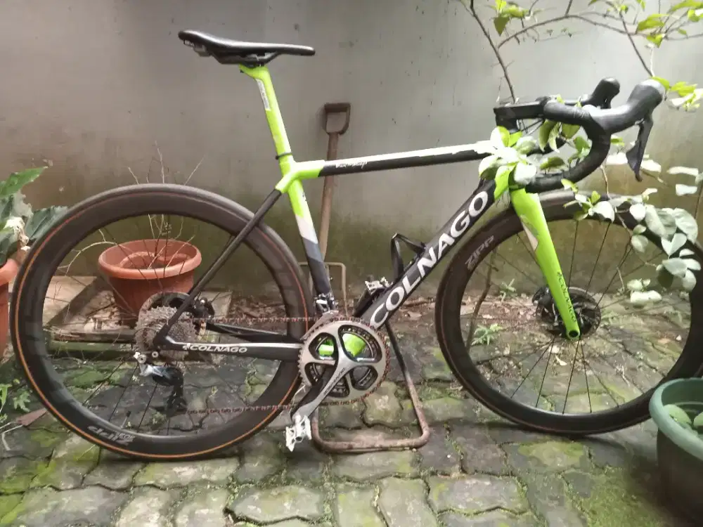 FULLBIKE ROADBIKE COLNAGO C064