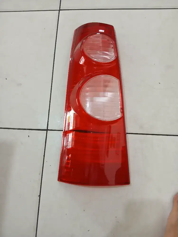 Mika kaca lampu stop avanza xenia vvti