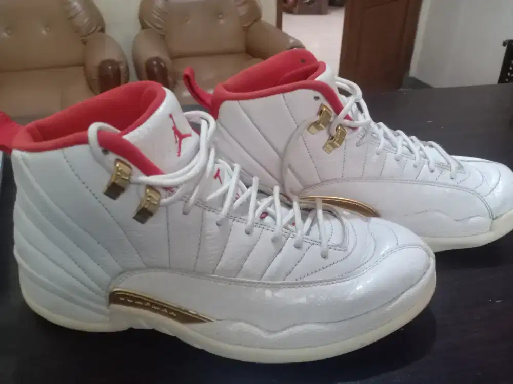 Sepatu Air Jordan Retro 12