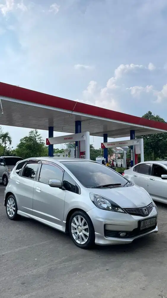 Honda Jazz RS 2014 Istimewa