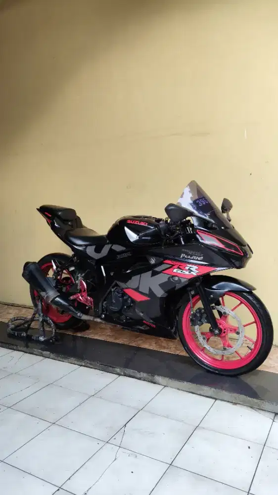 Suzuki GSX R 150 Keyles