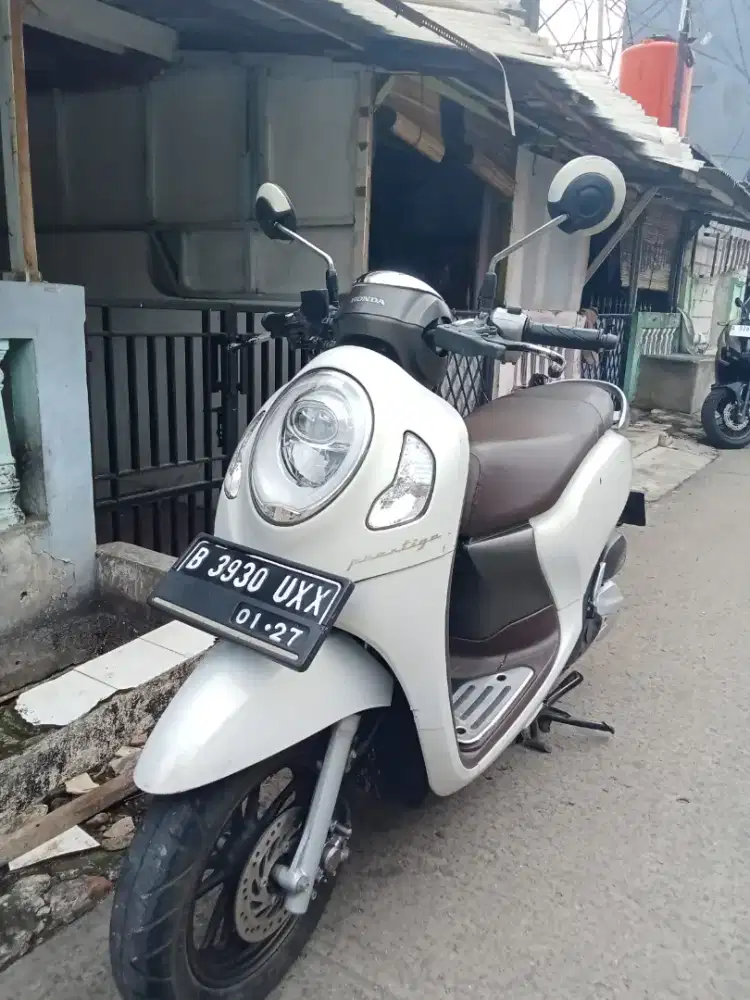 Scoopy Prestige 2022