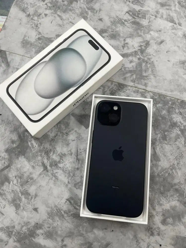 Iphone 15 128Gb ibox sebulan pake