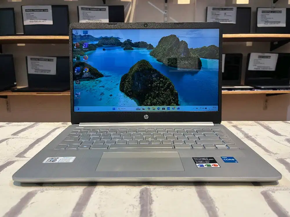LAPTOP HP 14S-DQ0508TU // CELERON N1420// SSD 256 GB