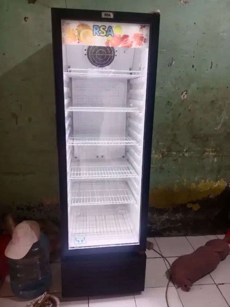 Jual shocase kulkas pendingin minuman ukuran 5 rak merk RSA