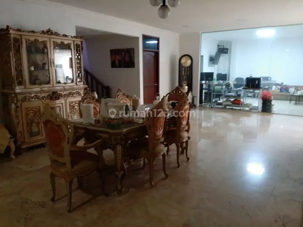 A01 Jual BU Rumah Besar Jalan Lega Murah di Tomang Slipi Tanjung Duren