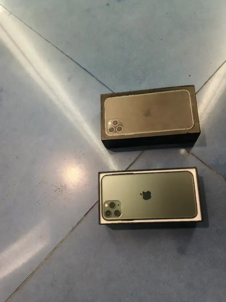 Iphone 11 pro max 256gb sebisa baru