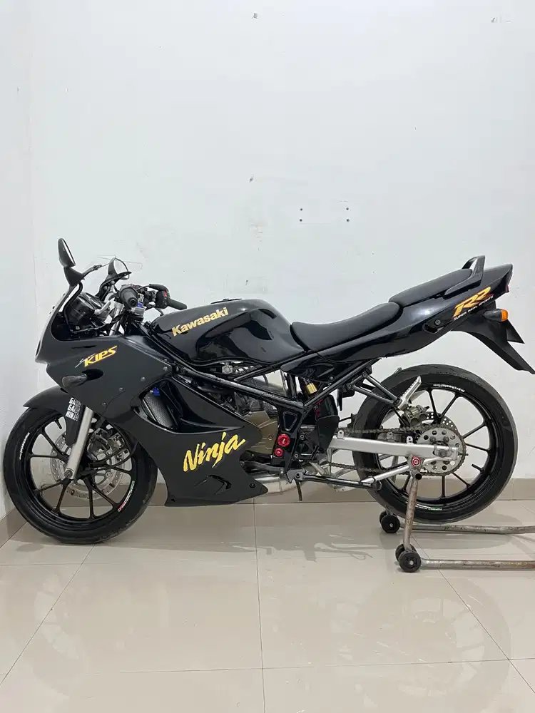 Kawasaki ninja rr old 2009