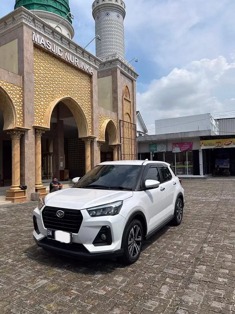 Daihatsu Rocky 1.0 R 2021