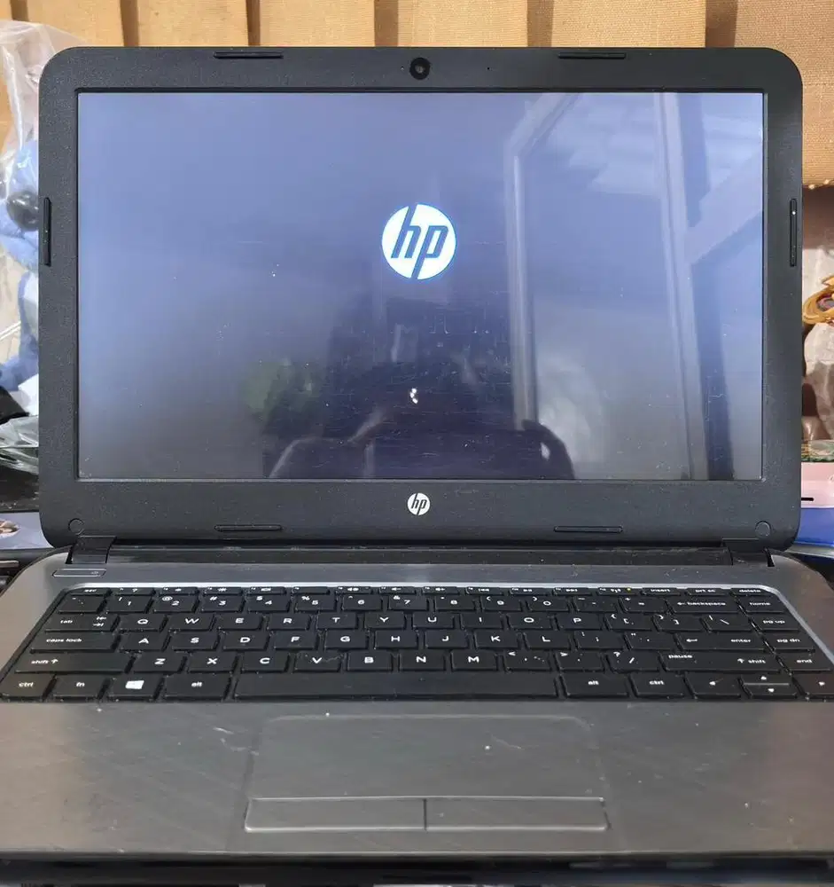 Laptop HP 14-r202tx