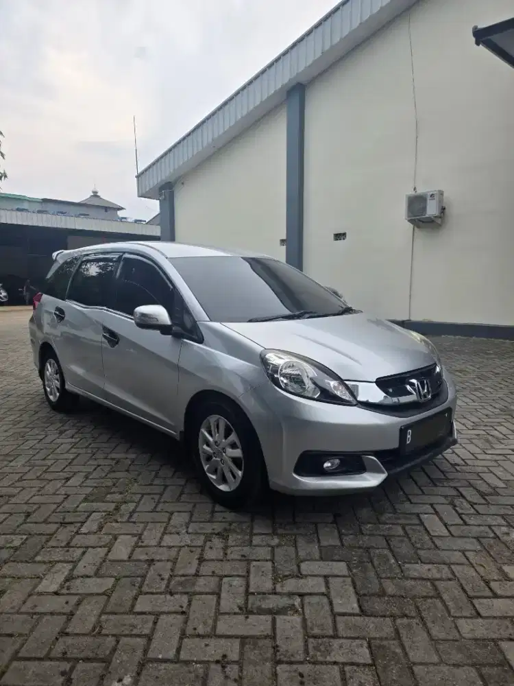 Dijual Honda Mobilio E cvt 2015