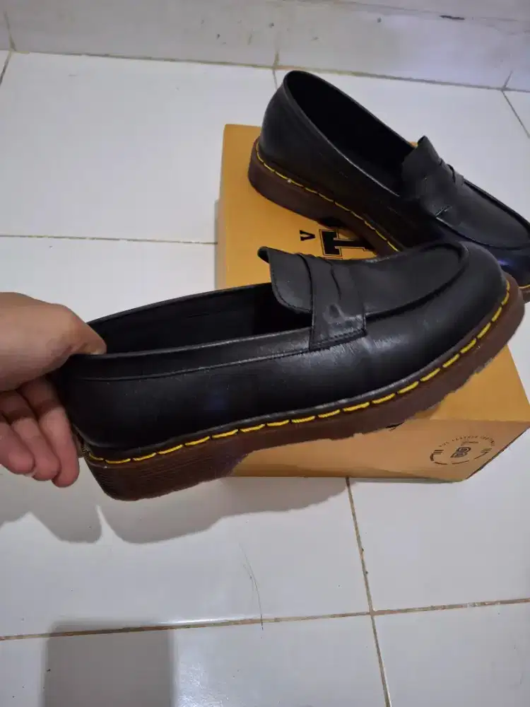 sepatu pantofel 39