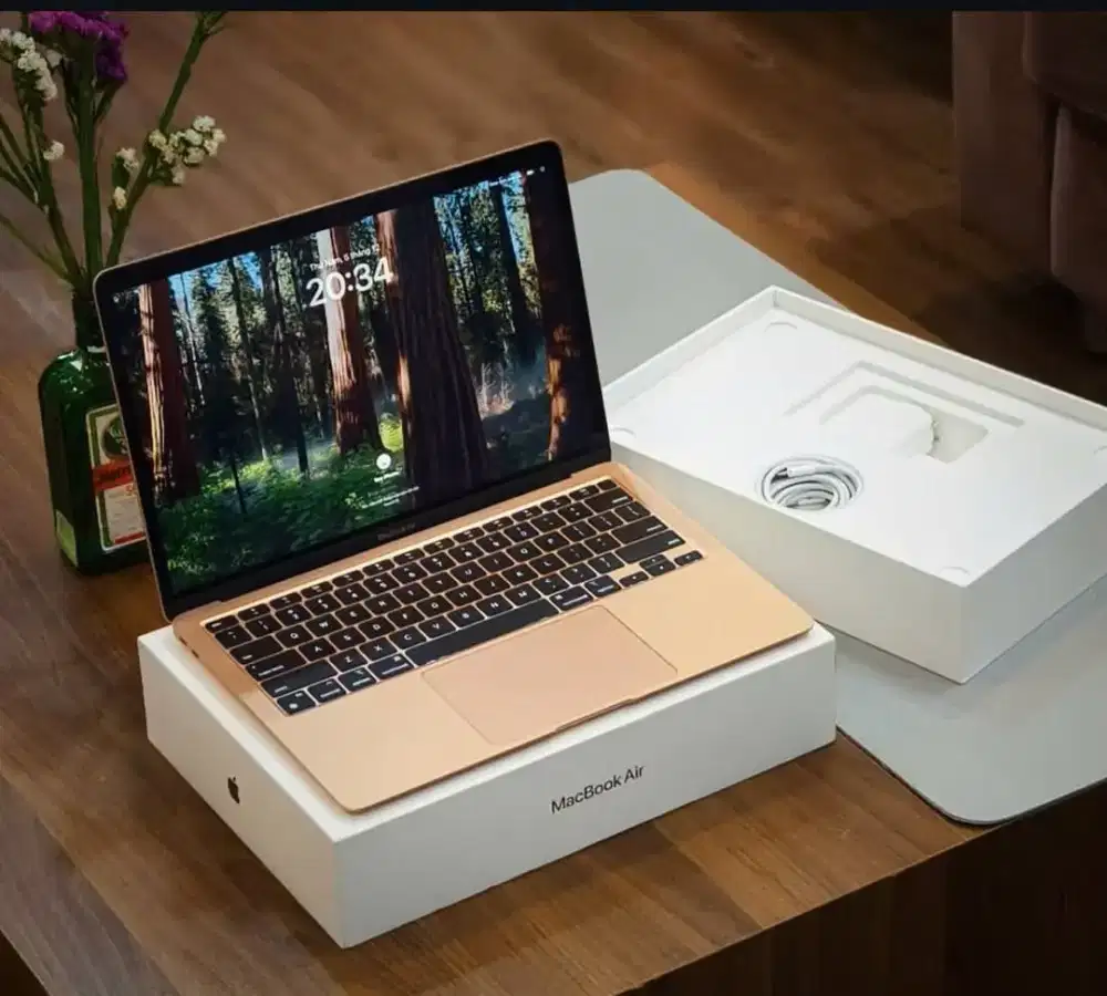 Terima Jual Beli Mcbook baru second Pro Air M1 M2 M3 M4 iPad & Iphond