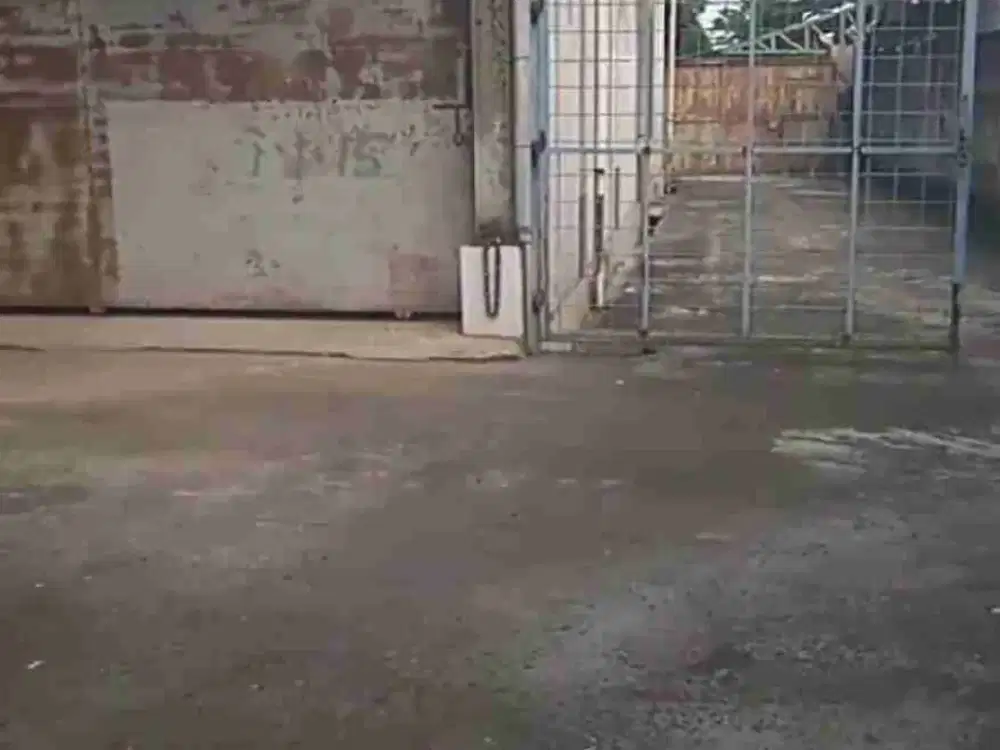 Disewakan gudang siap pakai di jalan utama Kranggan Jatisampurna 
Bekasi