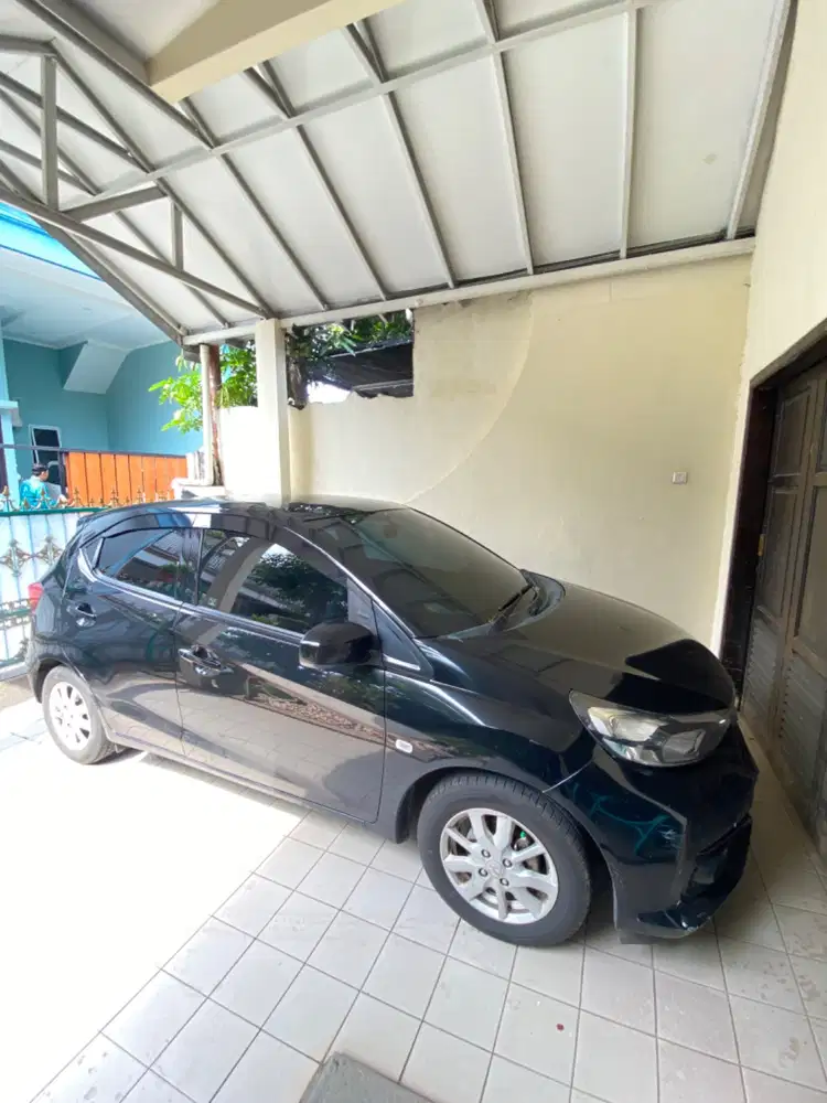 Honda Brio Satya E CVT Black