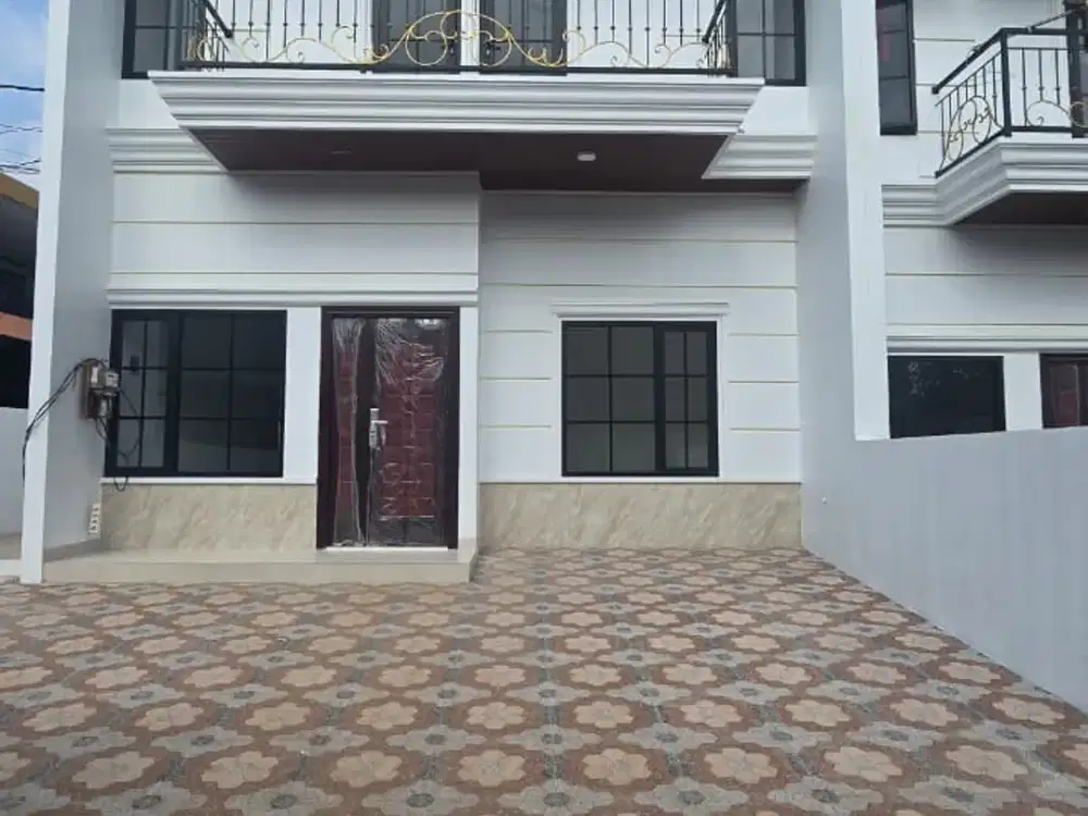 Super Mewah Rumah Pejabat Design Eropa dengan Tanah Luas di Pondok Gede