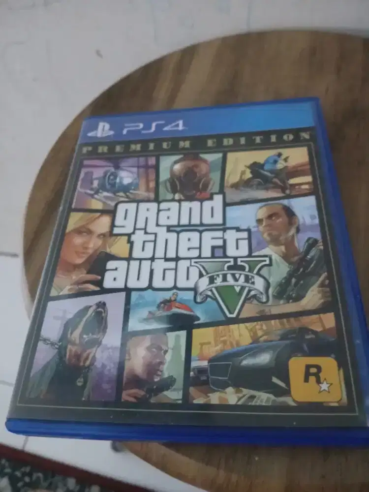 Kaset GTA V PS4