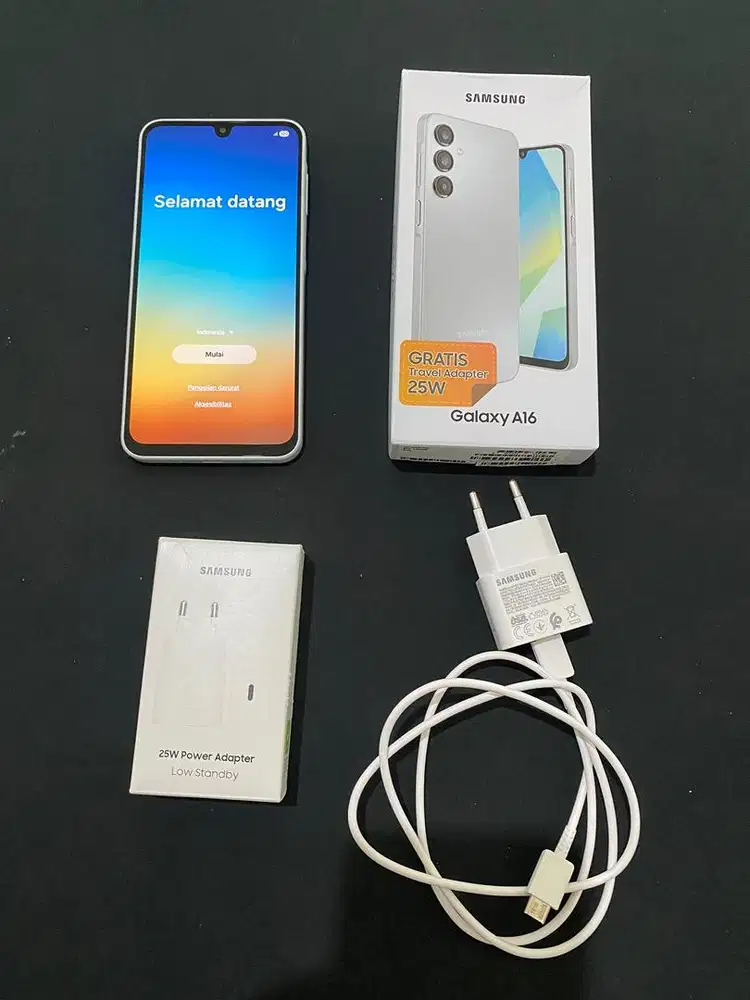 Samsung A16 Silver