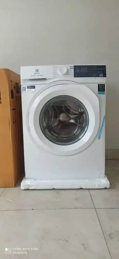 Mesin cuci front loading electrolux kapasitas 8kg