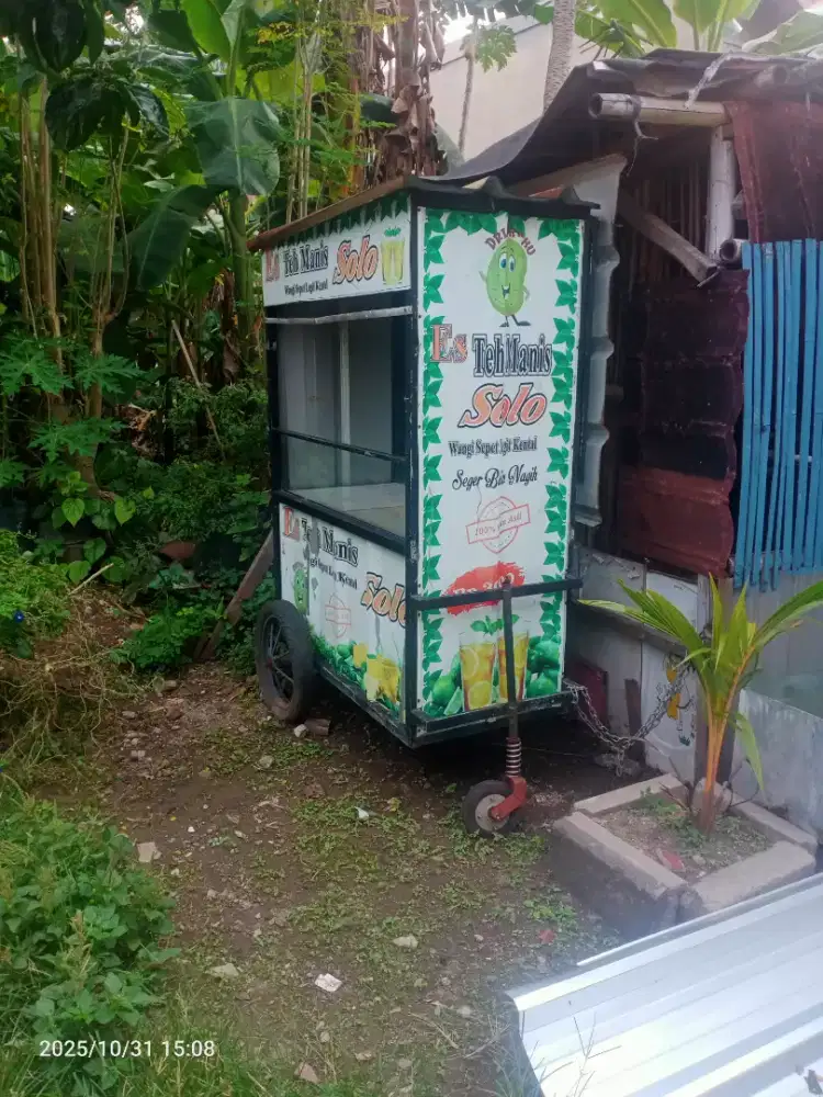 Lowongan kerja jaga stand teh solo